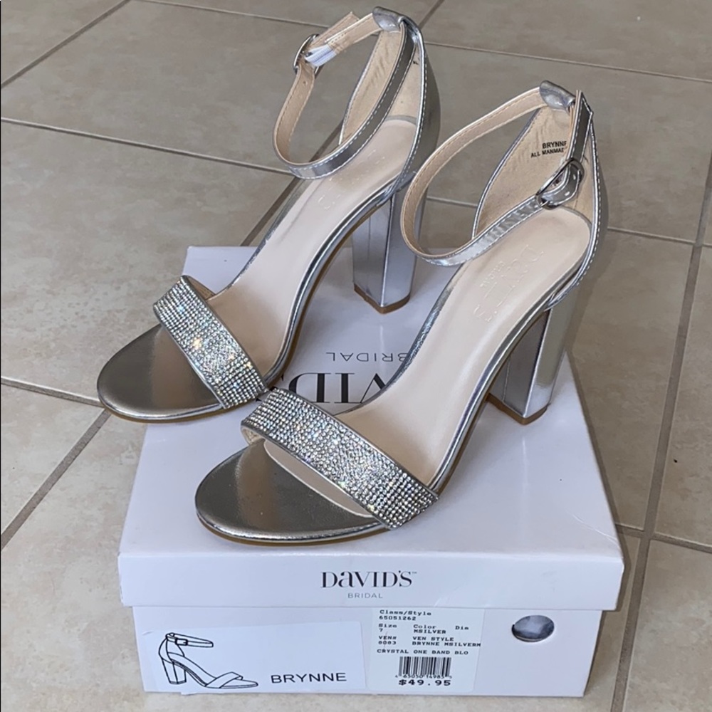 Crystal-Strap Metallic Block Heel Sandals